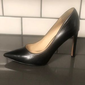 Nine West Black Pump